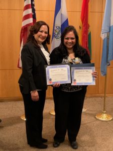 foto con los certificados